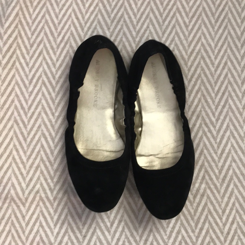 Audrey Brooke Black Flats